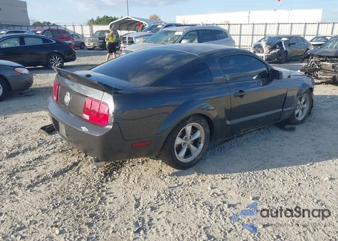 2009 Ford Mustang V6/V6 Premium from USA, damaged, VIN 1ZVHT80N895111249